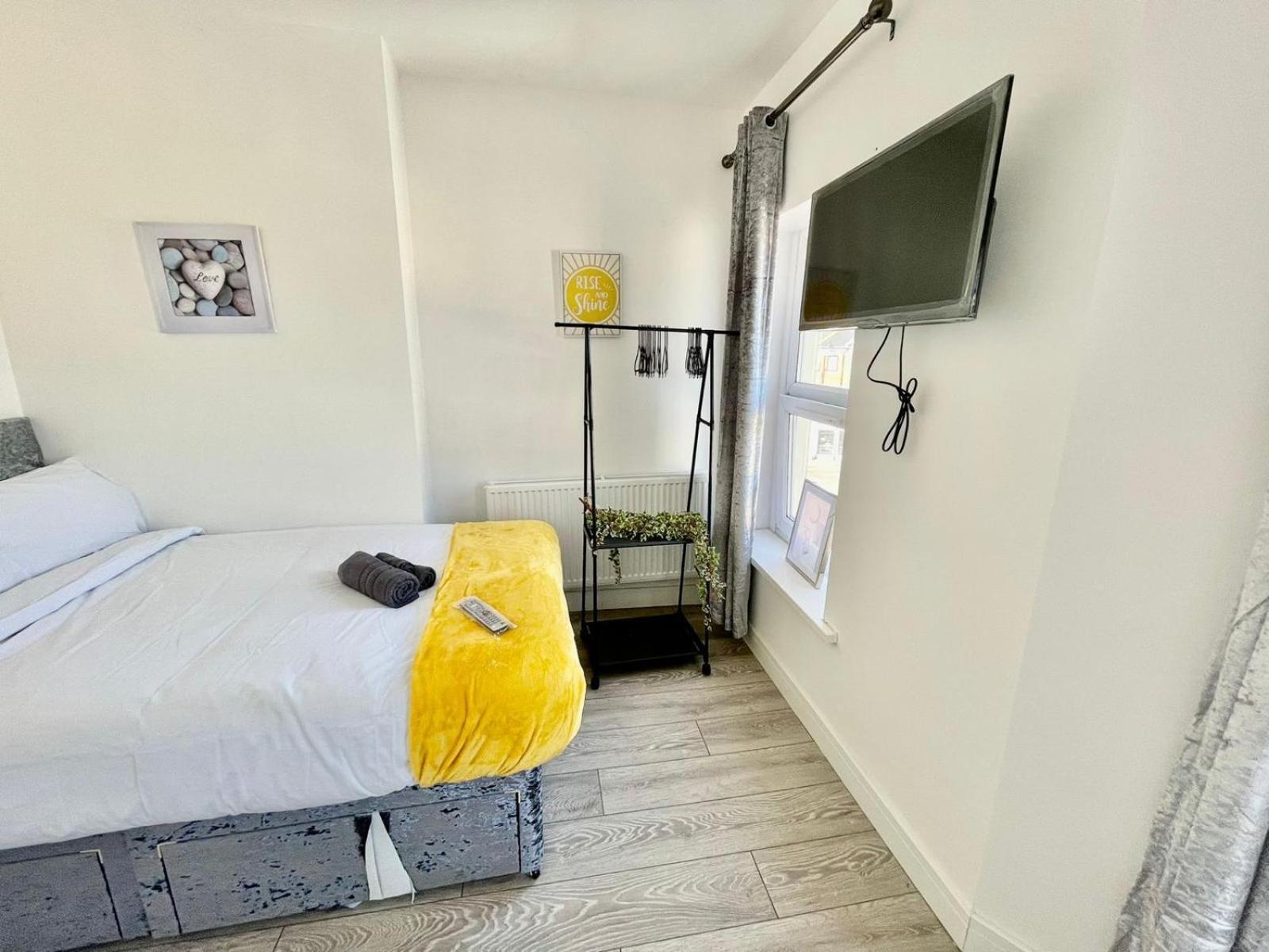 Cheerful 1 Bed Apartment Cardiff City Centre - Penarth Rd מראה חיצוני תמונה