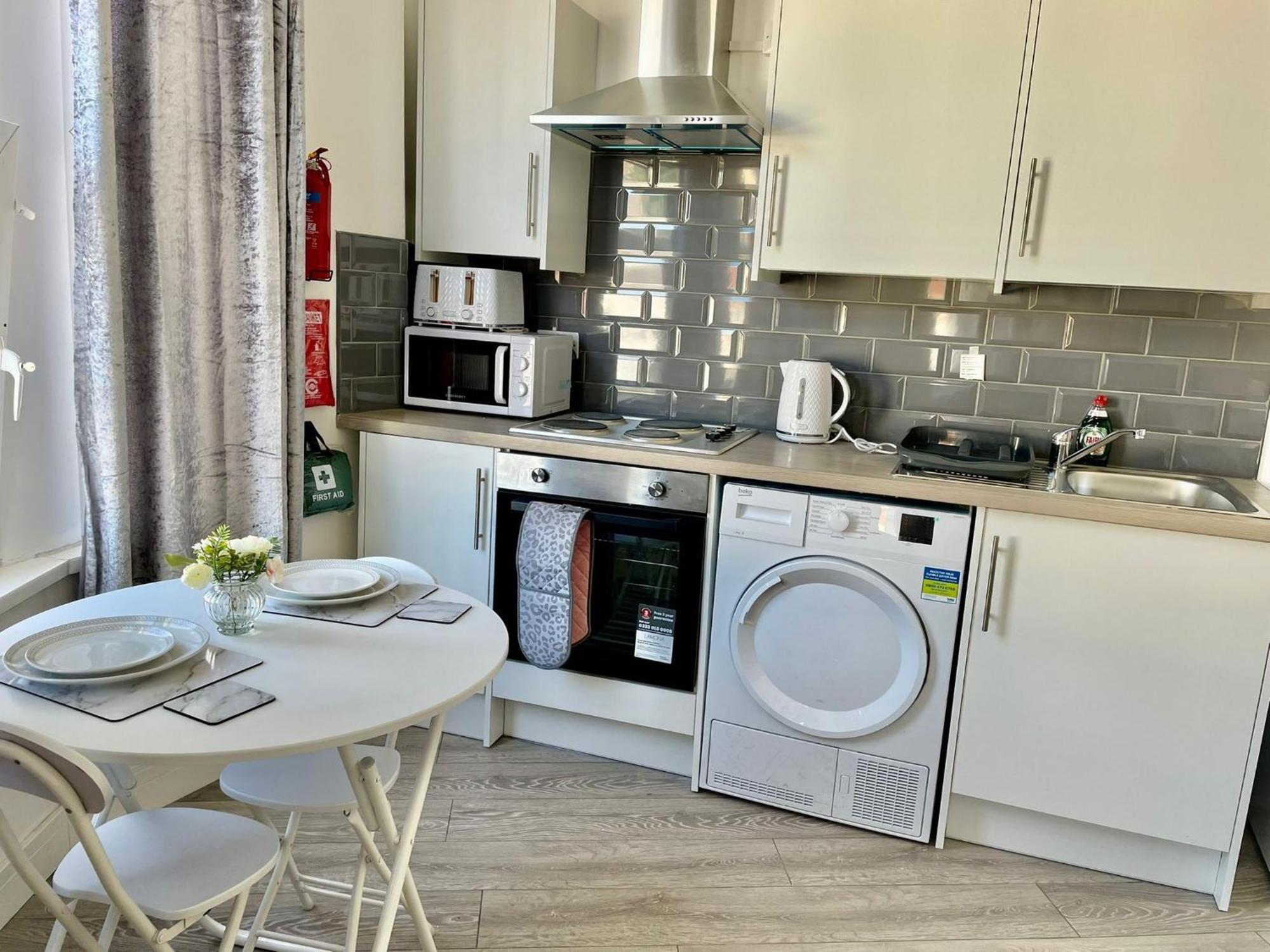 Cheerful 1 Bed Apartment Cardiff City Centre - Penarth Rd מראה חיצוני תמונה