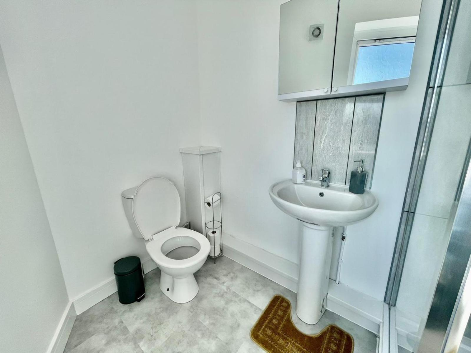 Cheerful 1 Bed Apartment Cardiff City Centre - Penarth Rd חדר תמונה