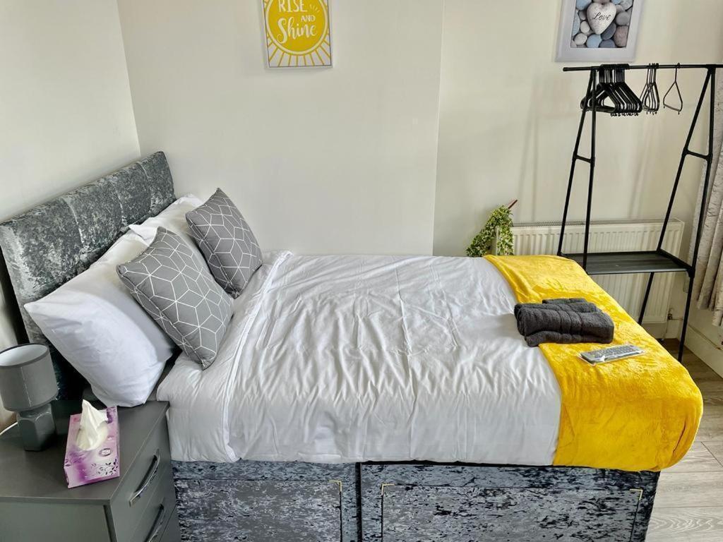Cheerful 1 Bed Apartment Cardiff City Centre - Penarth Rd חדר תמונה