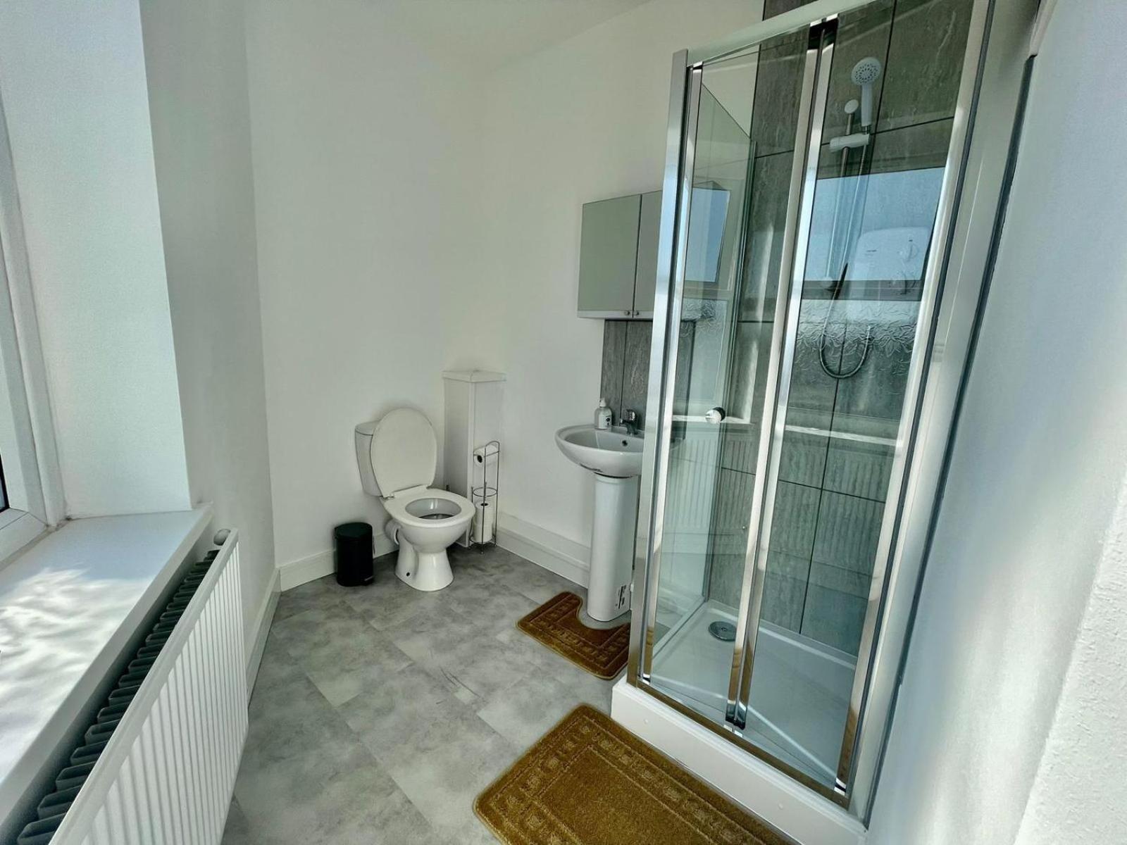 Cheerful 1 Bed Apartment Cardiff City Centre - Penarth Rd חדר תמונה