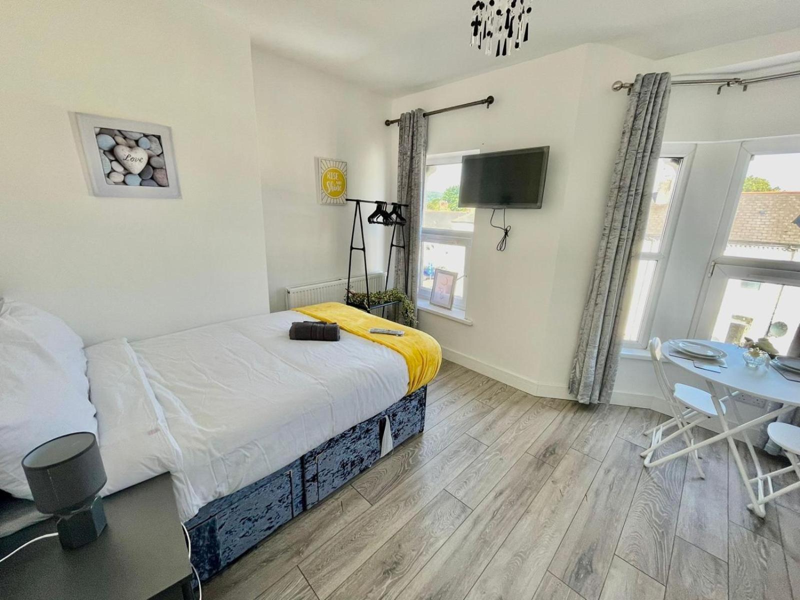 Cheerful 1 Bed Apartment Cardiff City Centre - Penarth Rd חדר תמונה