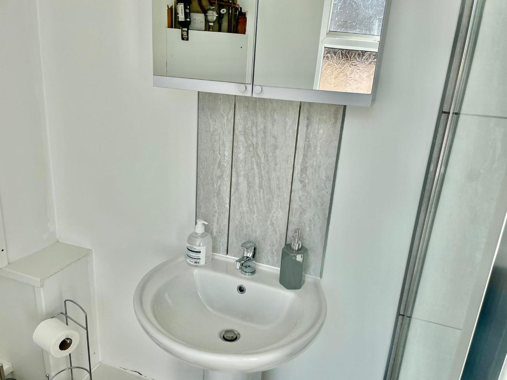Cheerful 1 Bed Apartment Cardiff City Centre - Penarth Rd חדר תמונה
